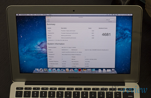 2011 11-inch MacBook Air Core i5 benchmark