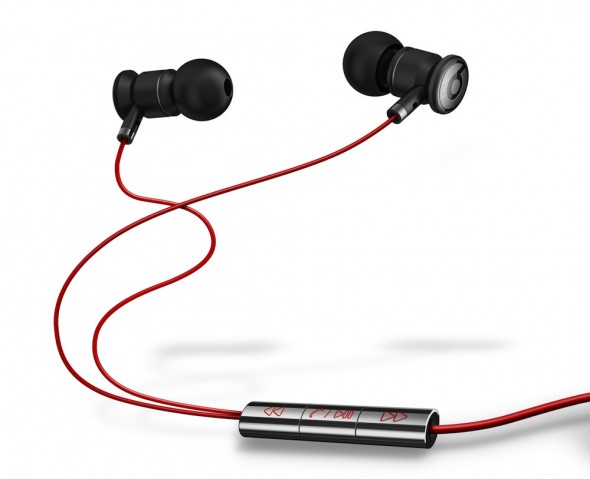 HTC Sensation XE Beats earphones