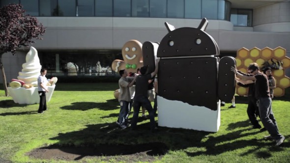 Google employee putting up the Android Ice Cream Sandwich mascot