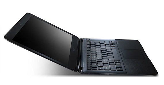 Acer Aspire S5 ultrabook open
