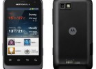 Motorola Defy Mini front and back