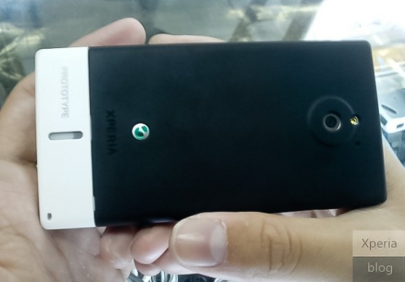 Sony Ericsson MT27i Pepper leaked image back