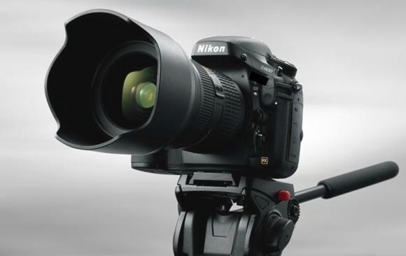 Nikon D800 full-frame DSLR - on tripod