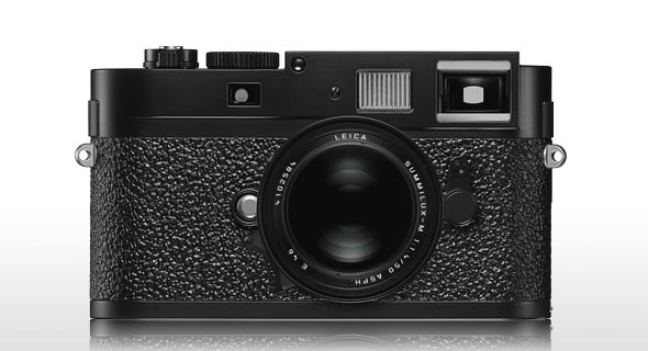 Leica M9 digital Rangefinder - black and white