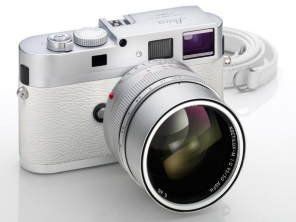 White Leica M9-P limited edition