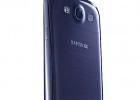 Samsung Galaxy S III back blue camera close-up