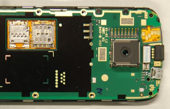 Nokia 808 PureView 41-megapixel camera module close-up