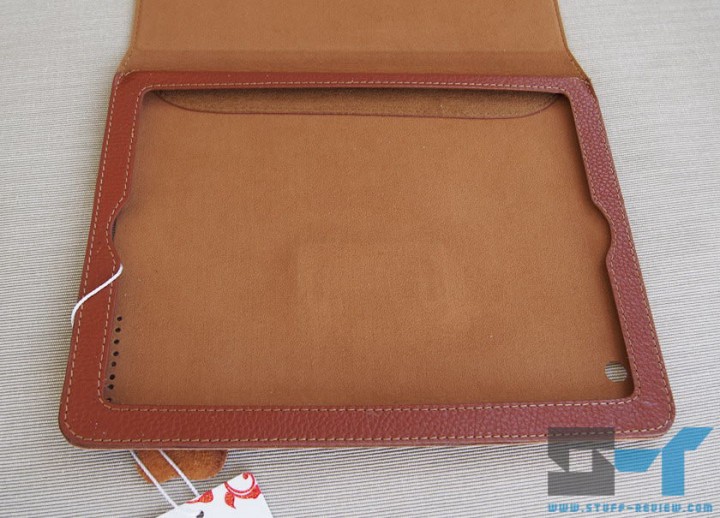 Yoobao leather case for the new iPad (2012) looking inside